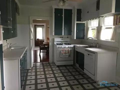 320 E William St, Maumee, OH 43537 photo 15