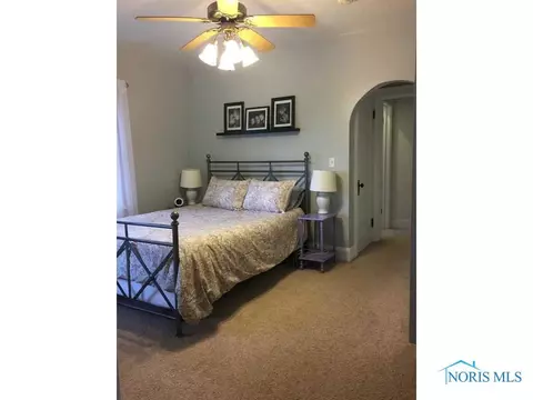 320 E William St, Maumee, OH 43537 photo 18