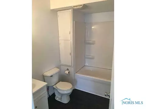 322 N Walnut St, Bryan, OH 43506 photo 9