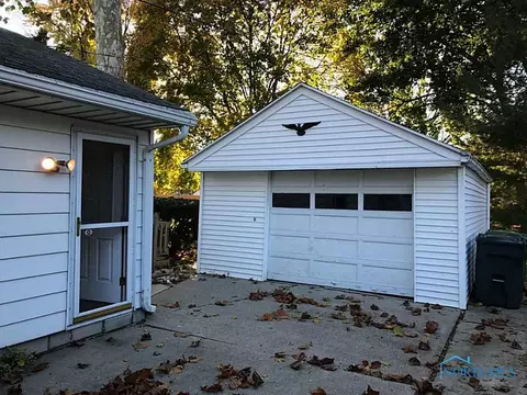 1075 Leith St, Maumee, OH 43537 photo 15