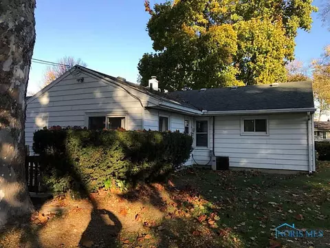 1075 Leith St, Maumee, OH 43537 photo 17