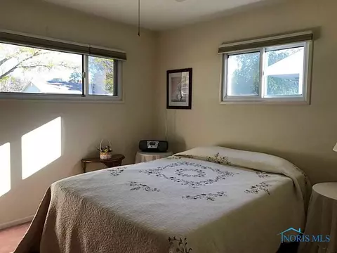 1075 Leith St, Maumee, OH 43537 photo 7