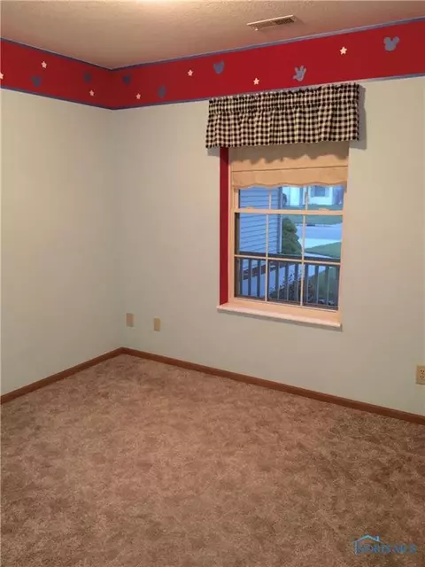 224 Gary Dr, Bryan, OH 43506 photo 10