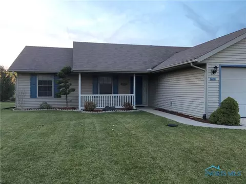 224 Gary Dr, Bryan, OH 43506 photo 3
