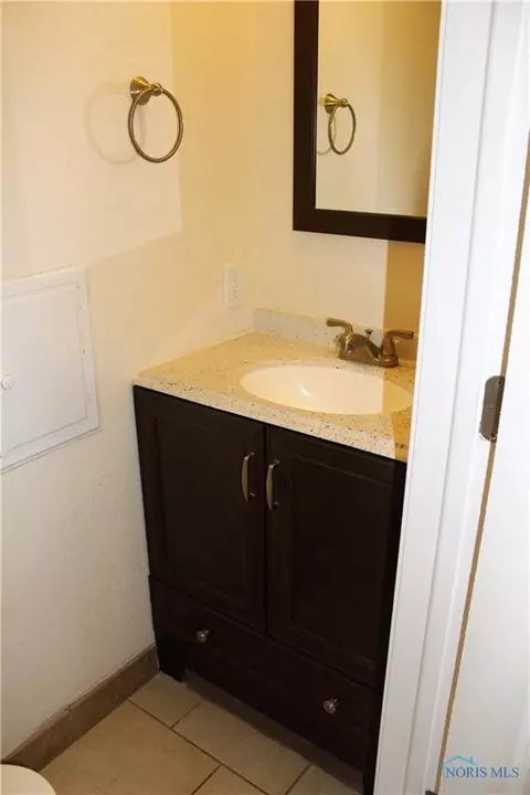 2543 Marla Ln, Maumee, OH 43537 photo 12