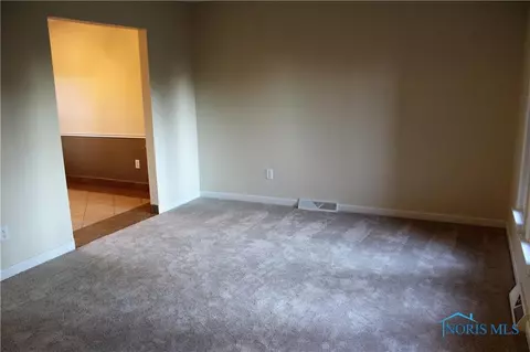 2543 Marla Ln, Maumee, OH 43537 photo 5