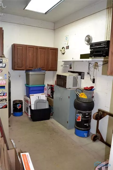 221 E Morenci St, Lyons, OH 43533 photo 27