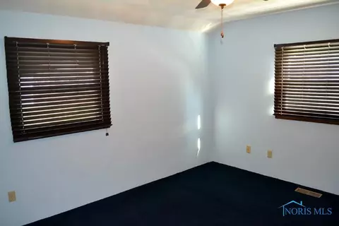 221 E Morenci St, Lyons, OH 43533 photo 18