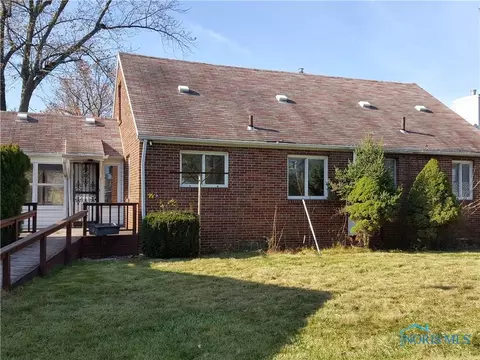 812 Richards Rd, Toledo, OH 43607 photo 11