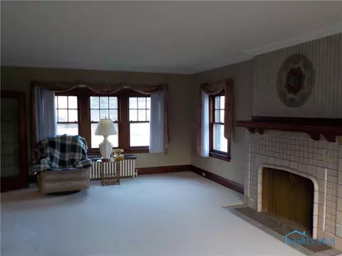 2160 Shenandoah Rd, Toledo, OH 43607 photo 9