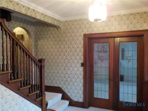 2160 Shenandoah Rd, Toledo, OH 43607 photo 7