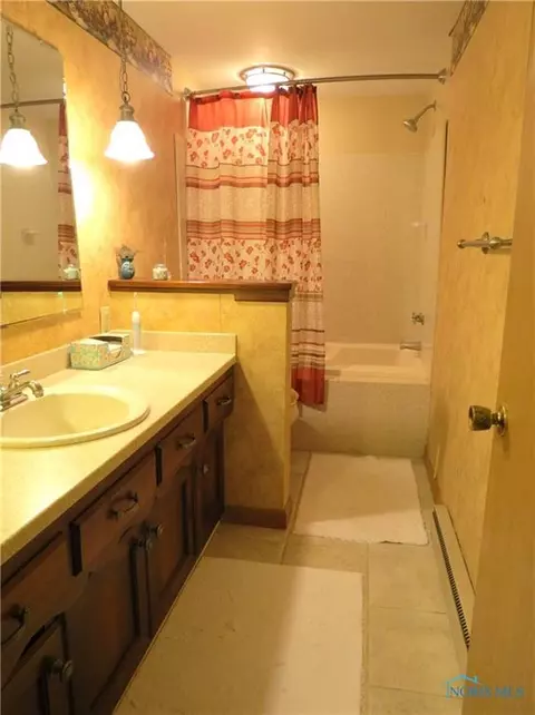 110 Buckeye Dr, Antwerp, OH 45813 photo 9