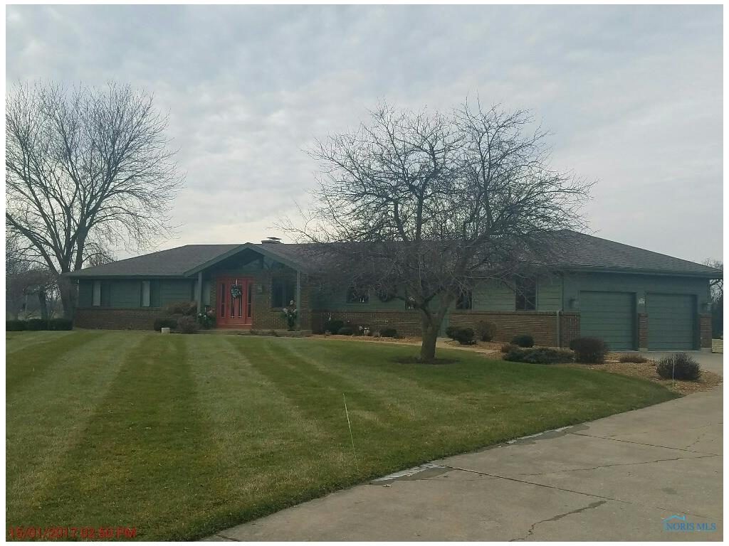204 Belfast Ln, Bryan, OH 43506 photo 1