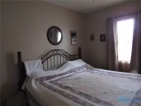 822 Corey St, Maumee, OH 43537 photo 6