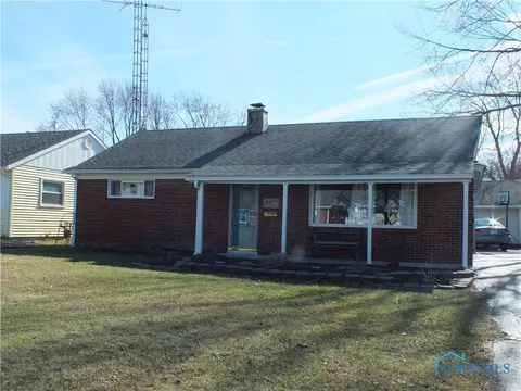 4435 Thackeray Rd, Maumee, OH 43537 photo 1