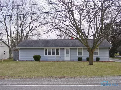404 E South St, Bryan, OH 43506 photo 1