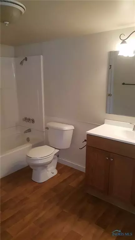 302 Charles St, Bryan, OH 43506 photo 6