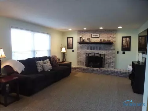 909 Cardinal Dr, Bryan, OH 43506 photo 18