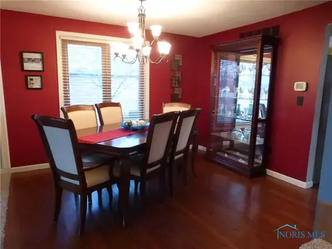 909 Cardinal Dr, Bryan, OH 43506 photo 12