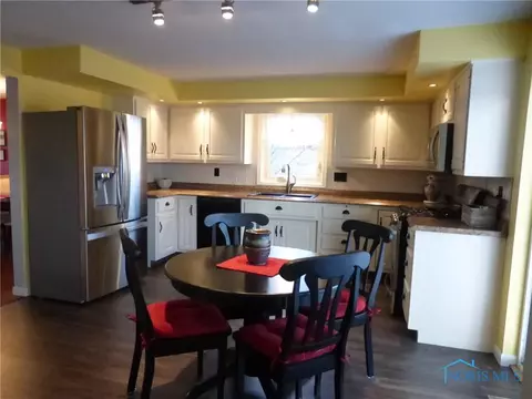 909 Cardinal Dr, Bryan, OH 43506 photo 14
