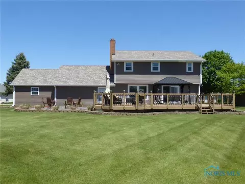 909 Cardinal Dr, Bryan, OH 43506 photo 3