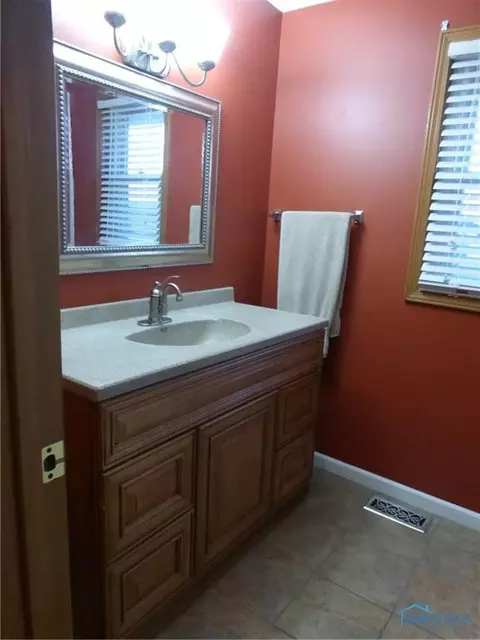 909 Cardinal Dr, Bryan, OH 43506 photo 30