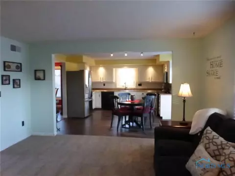 909 Cardinal Dr, Bryan, OH 43506 photo 17
