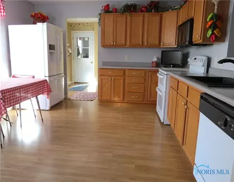 1131 Emerald Rd, Paulding, OH 45879 photo 2