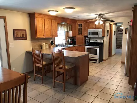 721 N Cherry St, Paulding, OH 45879 photo 8