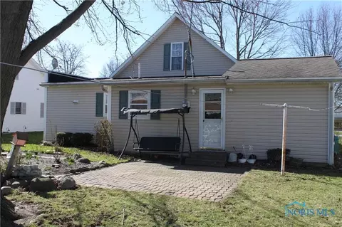 135 Elm St, Deshler, OH 43516 photo 5