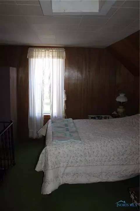135 Elm St, Deshler, OH 43516 photo 11