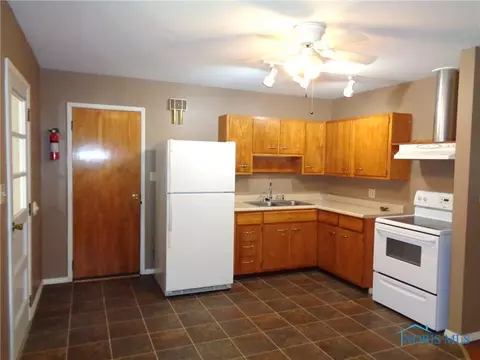 602 Maple St, Stryker, OH 43557 photo 3
