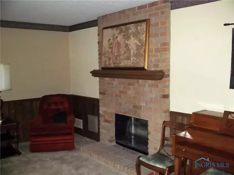 201 Scott Dr, Bryan, OH 43506 photo 3