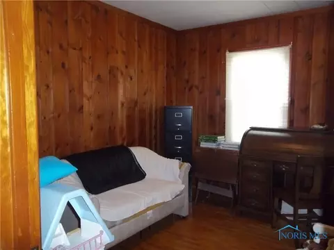 347 E 5th St, Elmore, OH 43416 photo 9