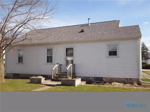 347 E 5th St, Elmore, OH 43416 photo 3