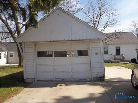 347 E 5th St, Elmore, OH 43416 photo 4