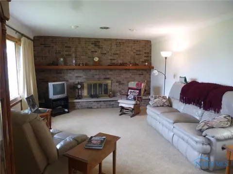 101 Willow Cir, Bryan, OH 43506 photo 6
