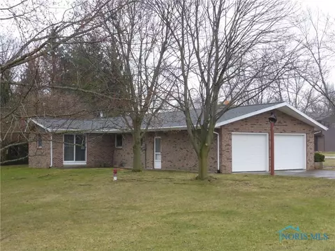 101 Willow Cir, Bryan, OH 43506 photo 3