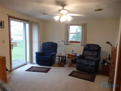101 Willow Cir, Bryan, OH 43506 photo 10