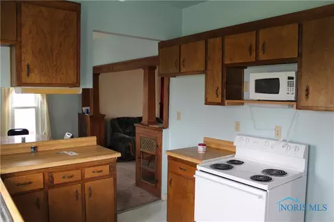 114 S Dewitt St, Paulding, OH 45879 photo 8