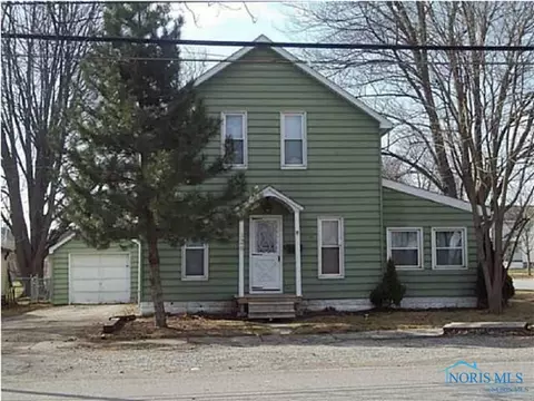 328 E Trevitt St, Bryan, OH 43506 photo 1