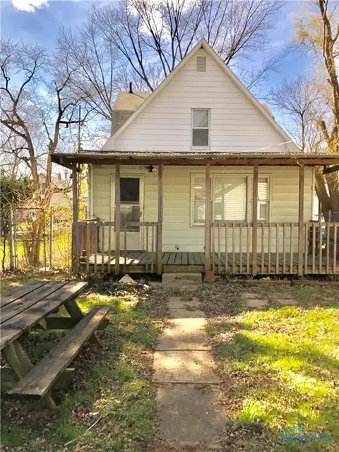 1412 Roosevelt Ave, Toledo, OH 43607 photo 3