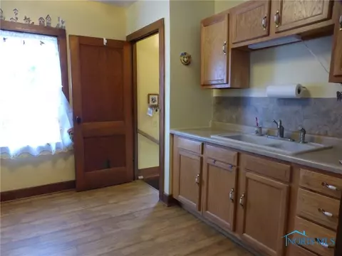 119 N Cherry St, Bryan, OH 43506 photo 5