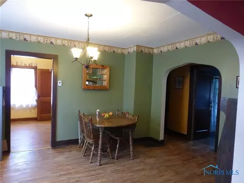 119 N Cherry St, Bryan, OH 43506 photo 6