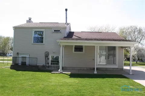 212 Ember Dr, Oregon, OH 43616 photo 20