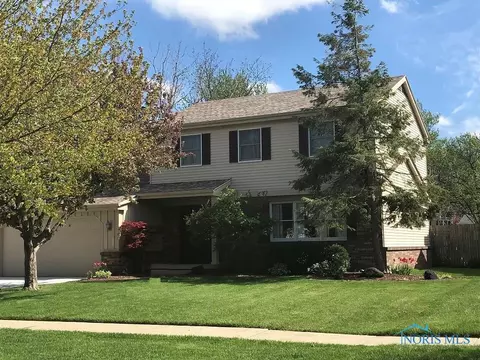 524 Thackeray Rd, Maumee, OH 43537 photo 1