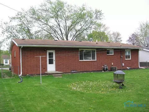 205 Earl St, Walbridge, OH 43465 photo 11