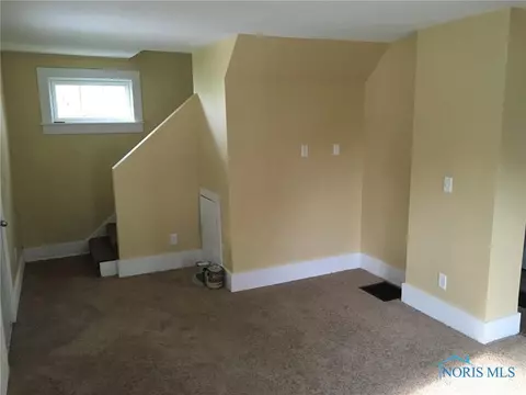 914 S Main St, Bryan, OH 43506 photo 3