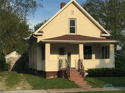 914 S Main St, Bryan, OH 43506 photo 2