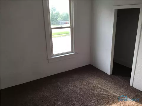 914 S Main St, Bryan, OH 43506 photo 7